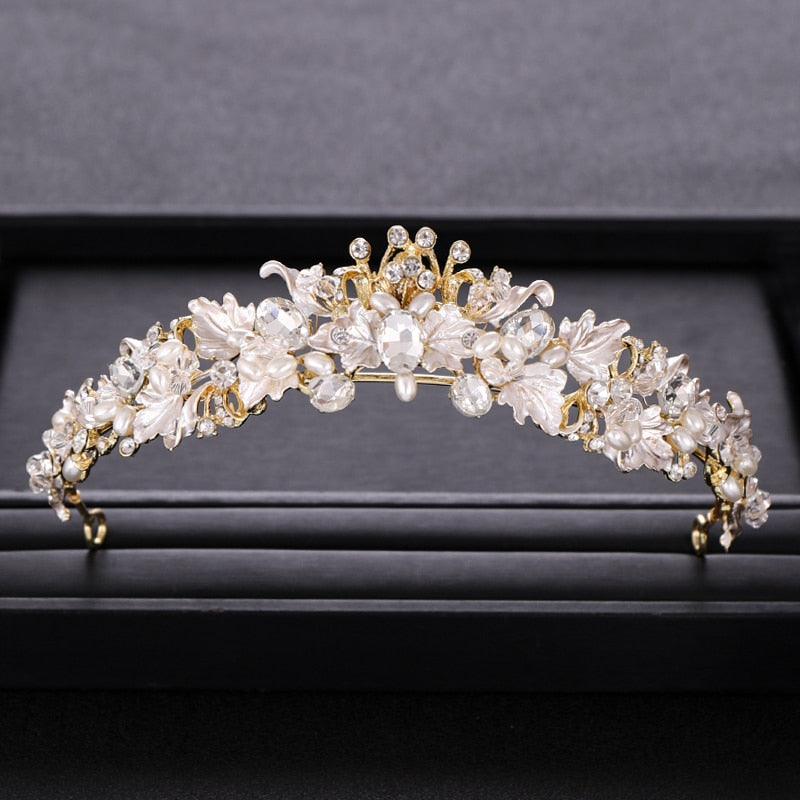 Sparkling Baroque Crown Collection - Wedding Crown Hair Jewelry. wedding and party. Hair accessories in USA. Bride accessories in USA. Bridal hair accessories in USA. Kids hair accessories in USA. Girls hair accessories. Hair products. Beautiful hair accessories.