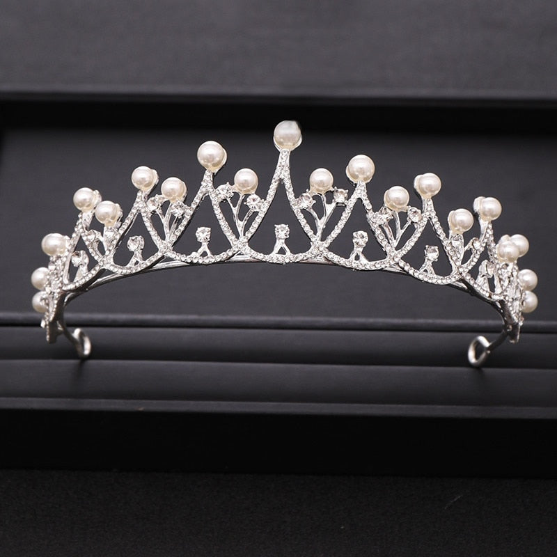 Sparkling Baroque Crown Collection - Wedding Crown Hair Jewelry. wedding and party. Hair accessories in USA. Bride accessories in USA. Bridal hair accessories in USA. Kids hair accessories in USA. Girls hair accessories. Hair products. Beautiful hair accessories.