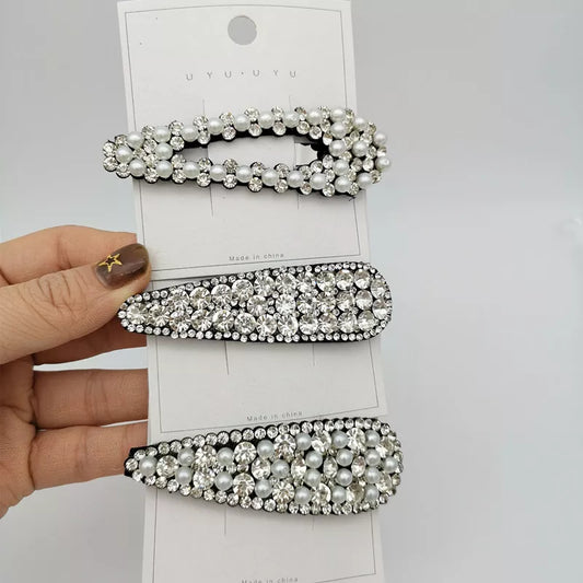 Rhapsody Radiance: Water Drop Rhinestone Pearl Hair Elegance. Hair accessories in USA. Bride accessories in USA. Bridal hair accessories in USA. Kids hair accessories in USA. Girls hair accessories. Hair products. Beautiful hair accessories.