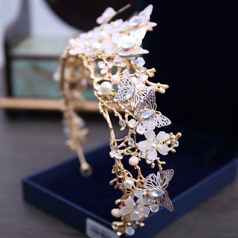 Enchanting Butterfly Elegance: Crystal Bloom Jewelry Ensemble.Hair accessories in USA. Bride accessories in USA. Bridal hair accessories in USA. Kids hair accessories in USA. Girls hair accessories. Hair products. Beautiful hair accessories.