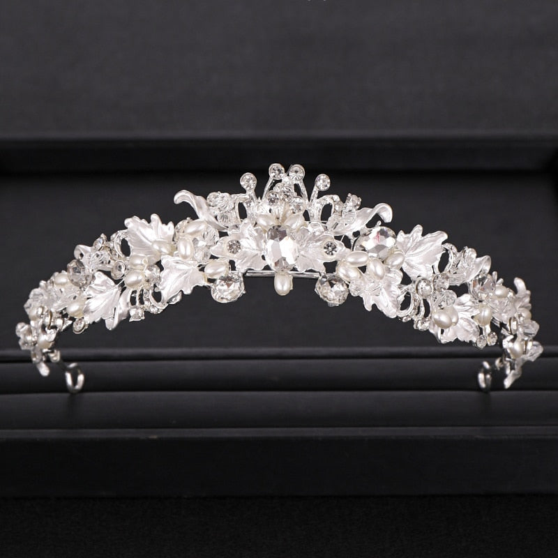 Sparkling Baroque Crown Collection - Wedding Crown Hair Jewelry. wedding and party. Hair accessories in USA. Bride accessories in USA. Bridal hair accessories in USA. Kids hair accessories in USA. Girls hair accessories. Hair products. Beautiful hair accessories.