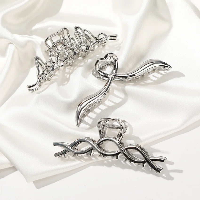 SilverChic Elegance: Deluxe Ponytail Shark & Trend Claw Combo