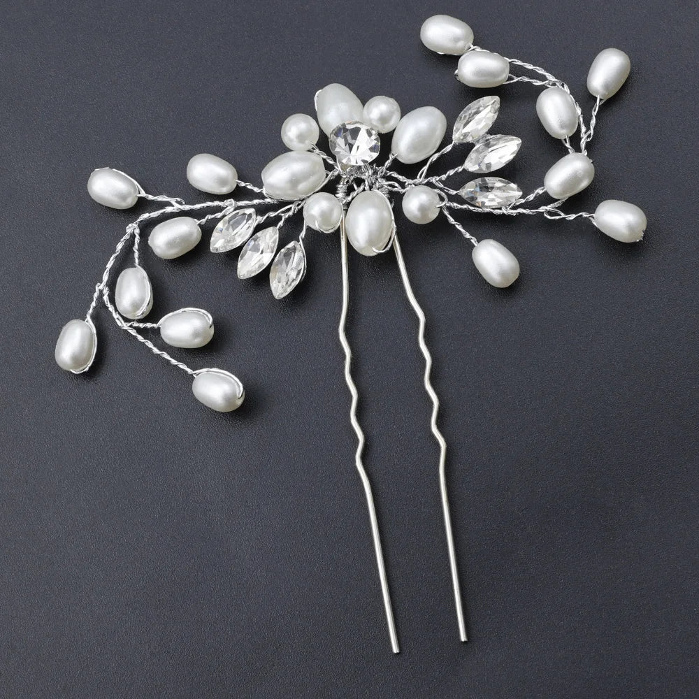 Pearl Petal Radiance: Elegant Floral Bridal Headband. Hairxza Hair Accessories. Hair accessories in USA. Bride accessories in USA. Bridal hair accessories in USA. Kids hair accessories in USA. Girls hair accessories. Hair products. Beautiful hair accessories