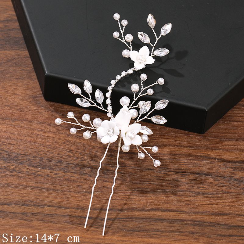 Bridal Bloom Hair Pins. Hair accessories in USA. Bride accessories in USA. Bridal hair accessories in USA. Kids hair accessories in USA. Girls hair accessories. Hair products. Beautiful hair accessories.