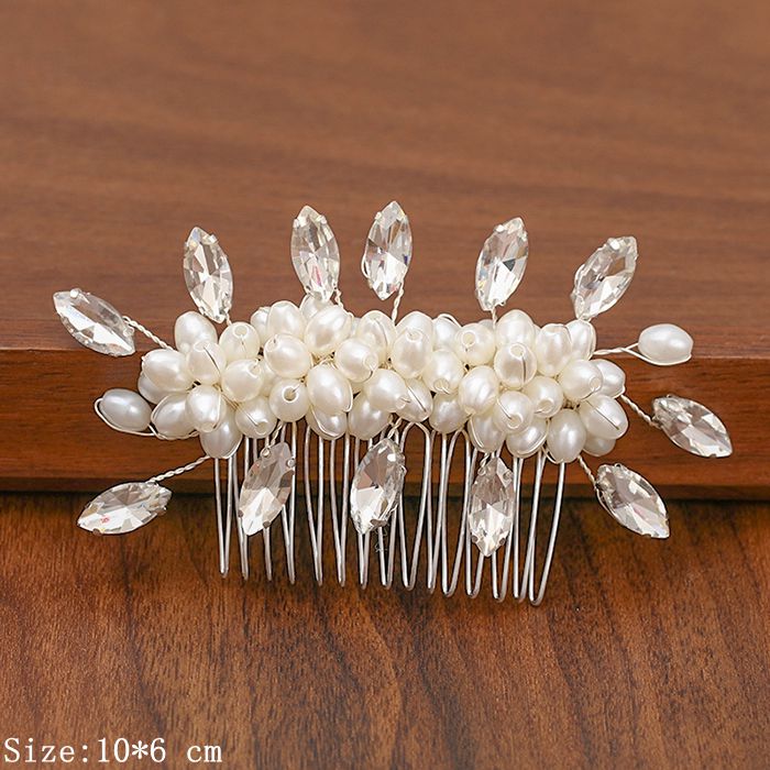 Shimmering Silver Pearl and Rhinestone Hair Combs. Wedding bridal hair combs. Wedding bridal hair accessory.