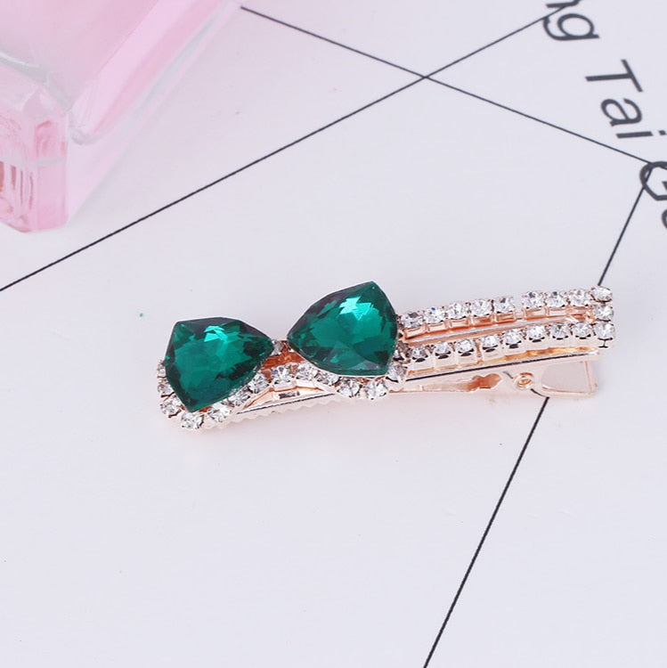 Crystal Bow Sparkle Hairpin: Korean Retro Zircon Word Edge Clip