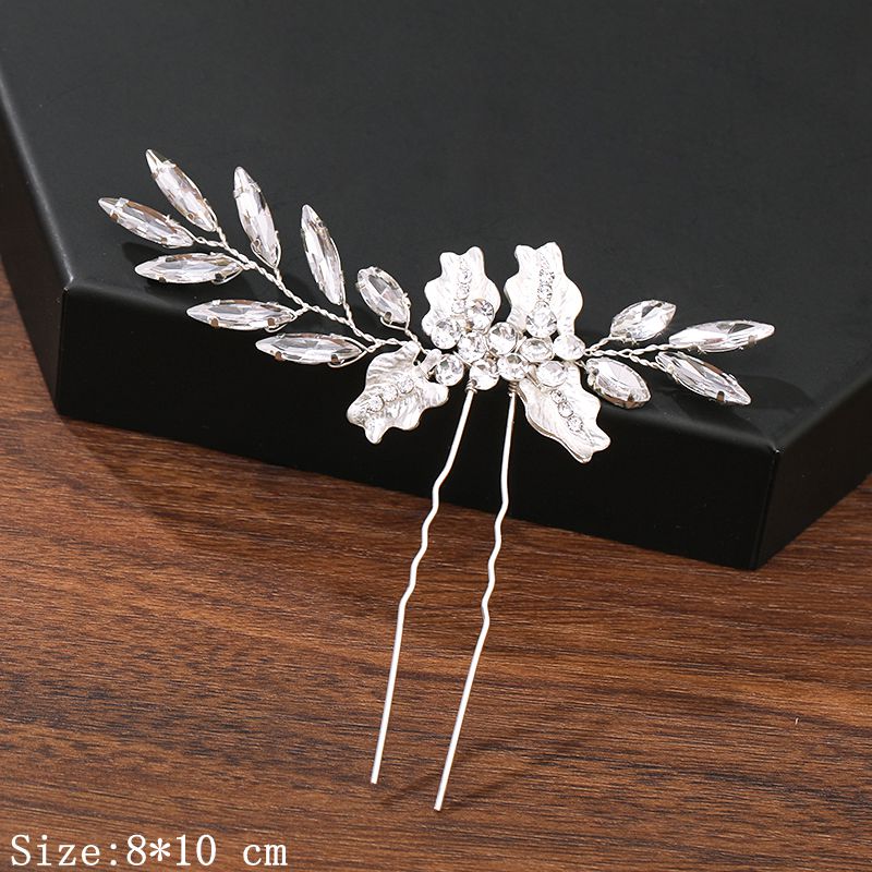 Bridal Bloom Hair Pins. Hair accessories in USA. Bride accessories in USA. Bridal hair accessories in USA. Kids hair accessories in USA. Girls hair accessories. Hair products. Beautiful hair accessories.