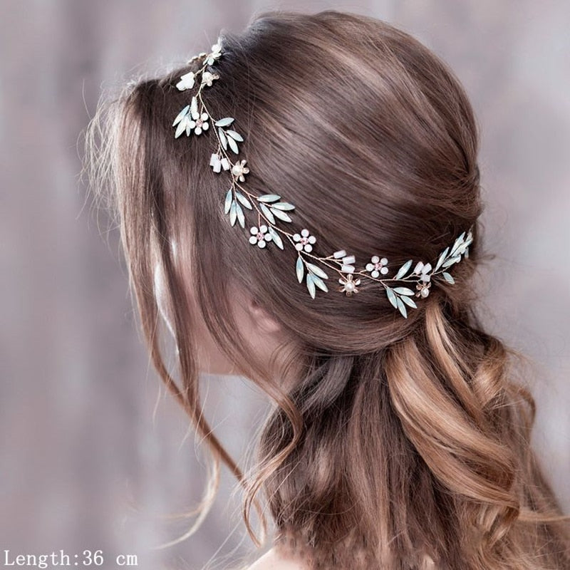 Luxurious Flower Headbands - Bridal Hair Jewelry. Hair accessories for brides.. Hair accessories in USA. Bride accessories in USA. Bridal hair accessories in USA. Kids hair accessories in USA. Girls hair accessories. Hair products. Beautiful hair accessories.