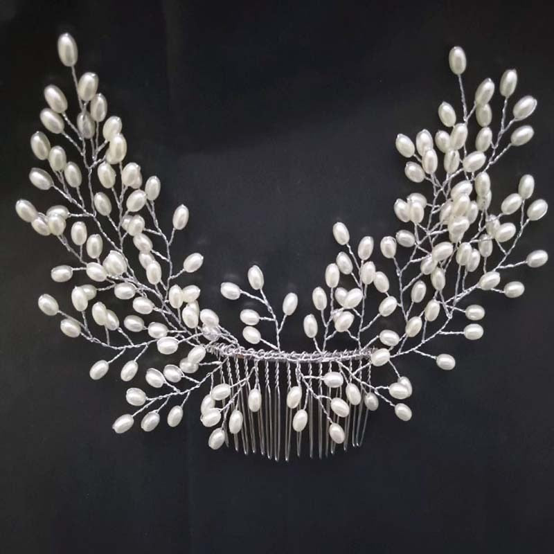 Crystal Pearl Hair Combs for Bridal.Hair accessories in USA. Bride accessories in USA. Bridal hair accessories in USA. Kids hair accessories in USA. Girls hair accessories. Hair products. Beautiful hair accessories.