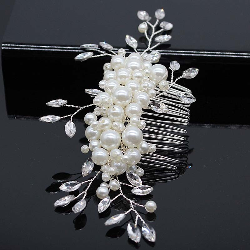 Crystal Pearl Hair Combs for Bridal.Hair accessories in USA. Bride accessories in USA. Bridal hair accessories in USA. Kids hair accessories in USA. Girls hair accessories. Hair products. Beautiful hair accessories.