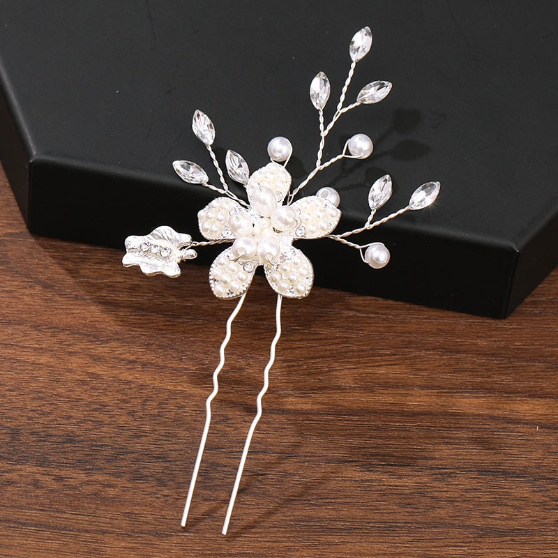 Bridal Bloom Hair Pins. Hair accessories in USA. Bride accessories in USA. Bridal hair accessories in USA. Kids hair accessories in USA. Girls hair accessories. Hair products. Beautiful hair accessories.