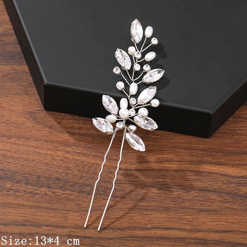 Bridal Bloom Hair Pins. Hair accessories in USA. Bride accessories in USA. Bridal hair accessories in USA. Kids hair accessories in USA. Girls hair accessories. Hair products. Beautiful hair accessories.