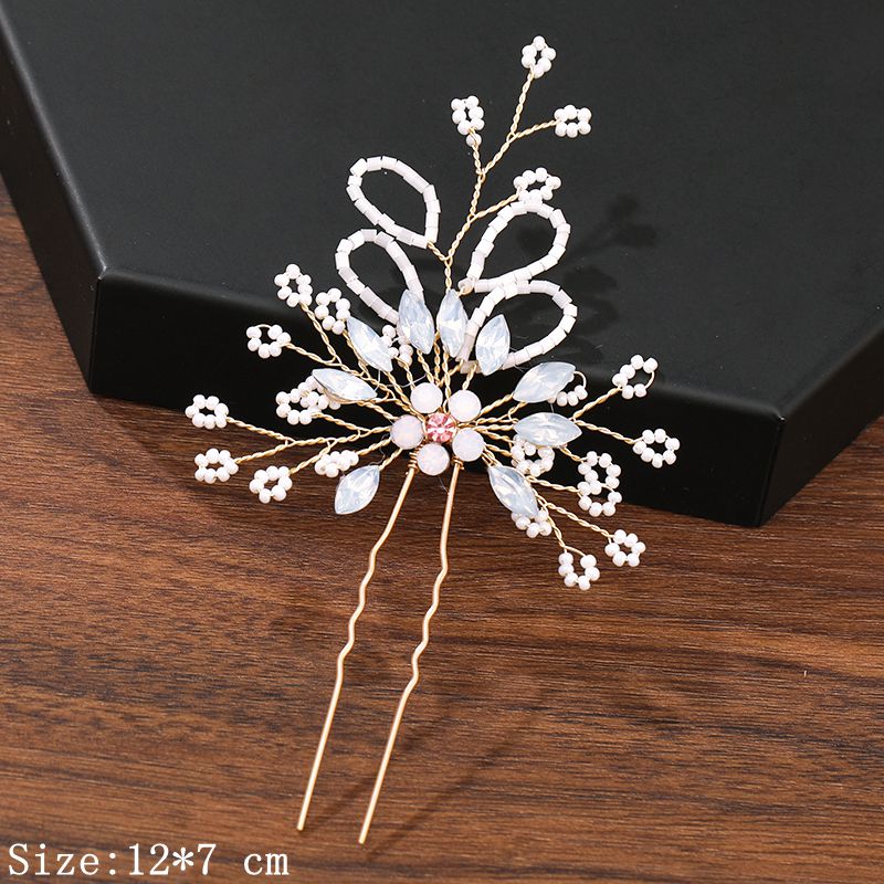 Bridal Bloom Hair Pins. Hair accessories in USA. Bride accessories in USA. Bridal hair accessories in USA. Kids hair accessories in USA. Girls hair accessories. Hair products. Beautiful hair accessories.