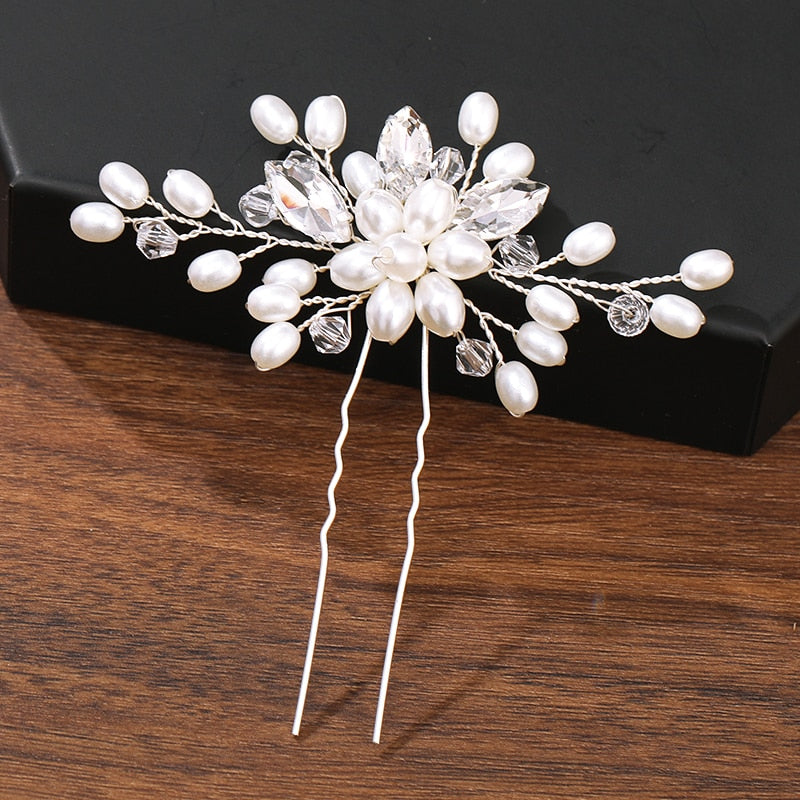 Bridal Bloom Hair Pins. Hair accessories in USA. Bride accessories in USA. Bridal hair accessories in USA. Kids hair accessories in USA. Girls hair accessories. Hair products. Beautiful hair accessories.