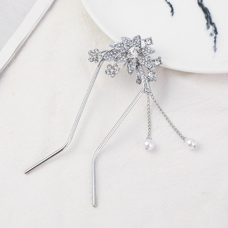 Pearl Shogun Hairpin. Hairxza Hair Accessories. Hair accessories in USA. Bride accessories in USA. Bridal hair accessories in USA. Kids hair accessories in USA. Girls hair accessories. Hair products. Beautiful hair accessories.