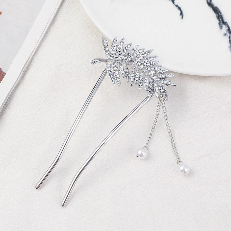 Pearl Shogun Hairpin. Hairxza Hair Accessories. Hair accessories in USA. Bride accessories in USA. Bridal hair accessories in USA. Kids hair accessories in USA. Girls hair accessories. Hair products. Beautiful hair accessories.