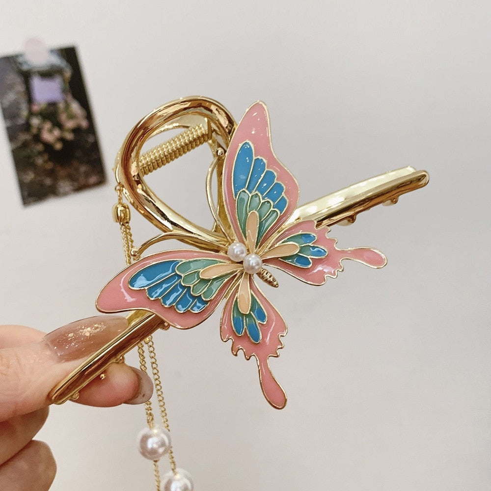 Chic Silver Butterfly and Rose Flower Hairpin. Hair accessories in USA. Bride accessories in USA. Bridal hair accessories in USA. Kids hair accessories in USA. Girls hair accessories. Hair products. Beautiful hair accessories.