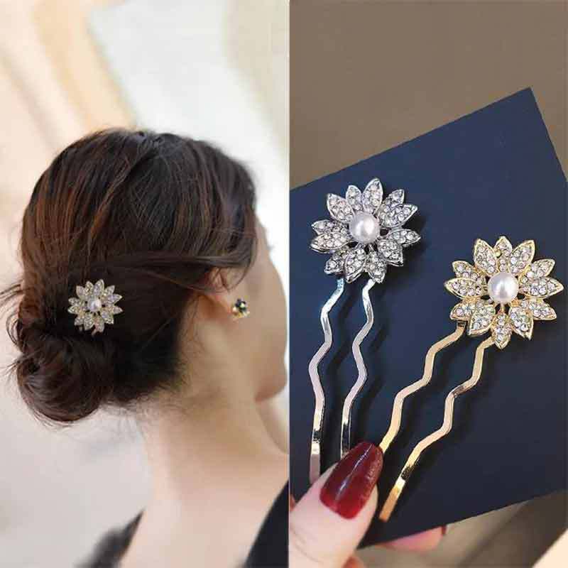 Pearl Shogun Hairpin. Hairxza Hair Accessories. Hair accessories in USA. Bride accessories in USA. Bridal hair accessories in USA. Kids hair accessories in USA. Girls hair accessories. Hair products. Beautiful hair accessories.